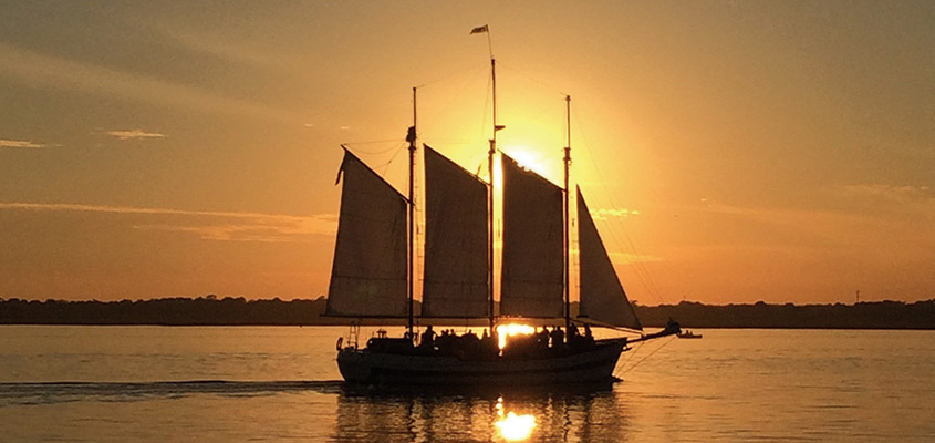 Schooner Pride Sunset Sail 845x400 Web