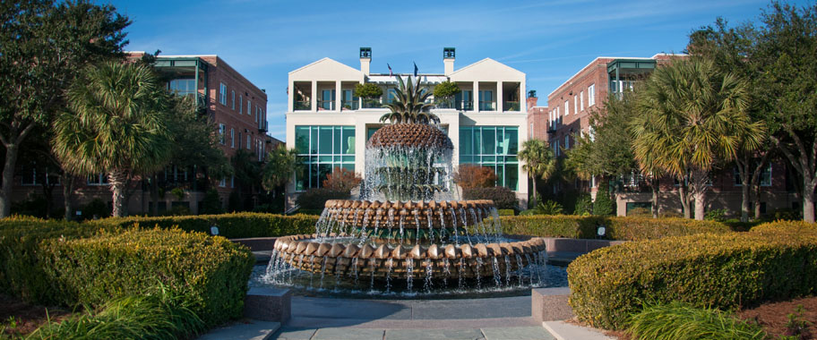 Pineapple Fountain in Waterfront Park. &copy; Audra L. Gibson. All Rights Reserved.
